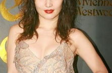 吃大瓜娱乐圈何超仪,娱乐圈“大瓜”背后的真性情女神